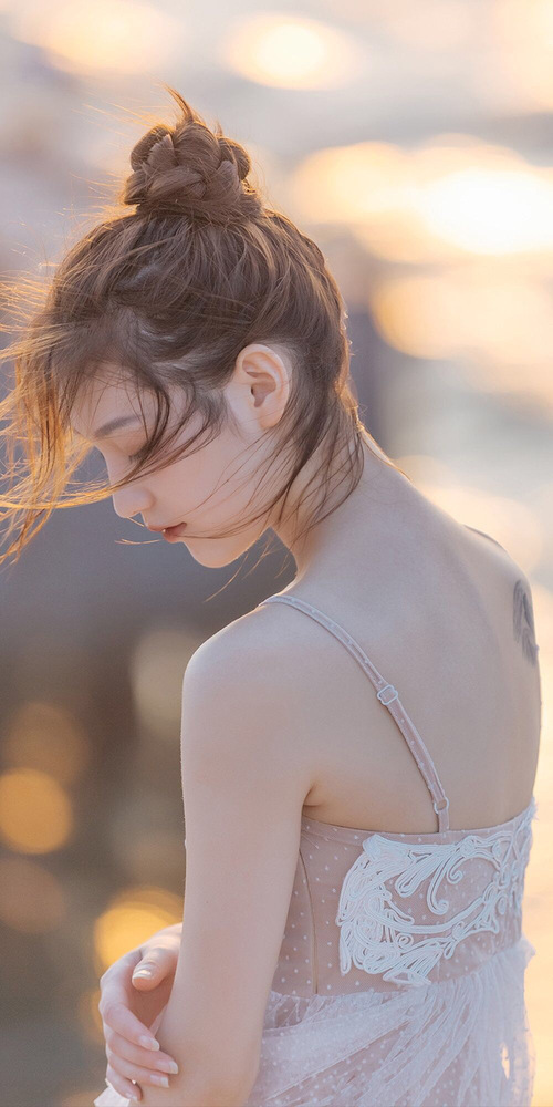 亚冠联赛中国足球晋级 球员配合默契十足，亚冠联赛中国队